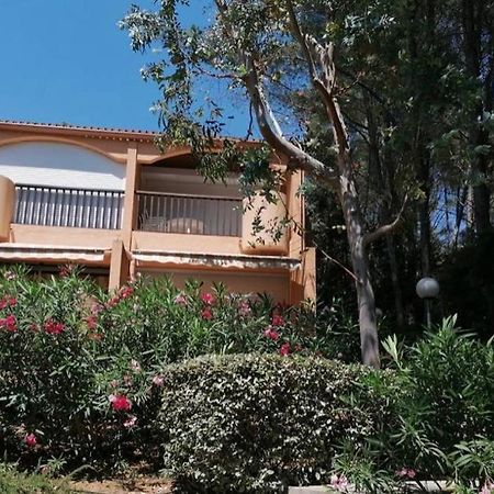 סנרי-סור-מר Charmant Studio Climatise Pinede 1 Min De La Mer מראה חיצוני תמונה